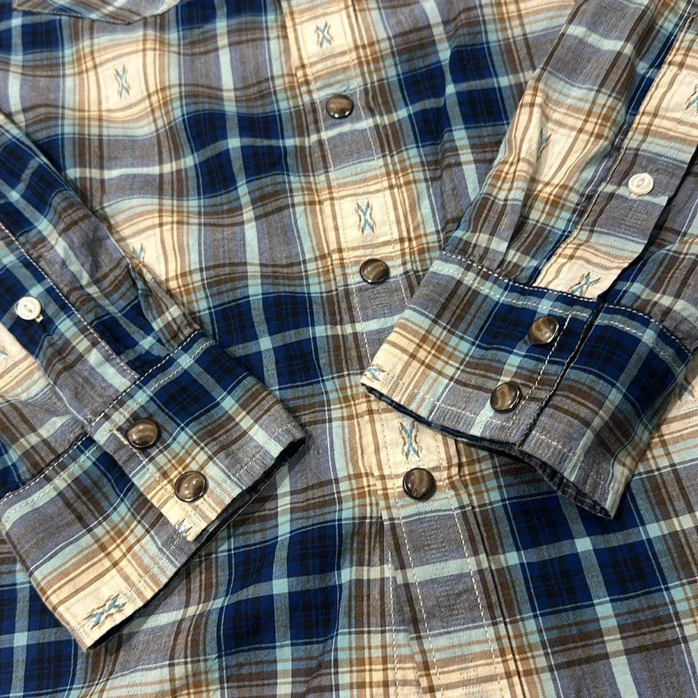 American eagle button up - Picture 4 of 5